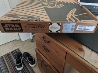 Collectible Star Wars Pendleton Blanket Empire Strikes Back 64x72 Nib